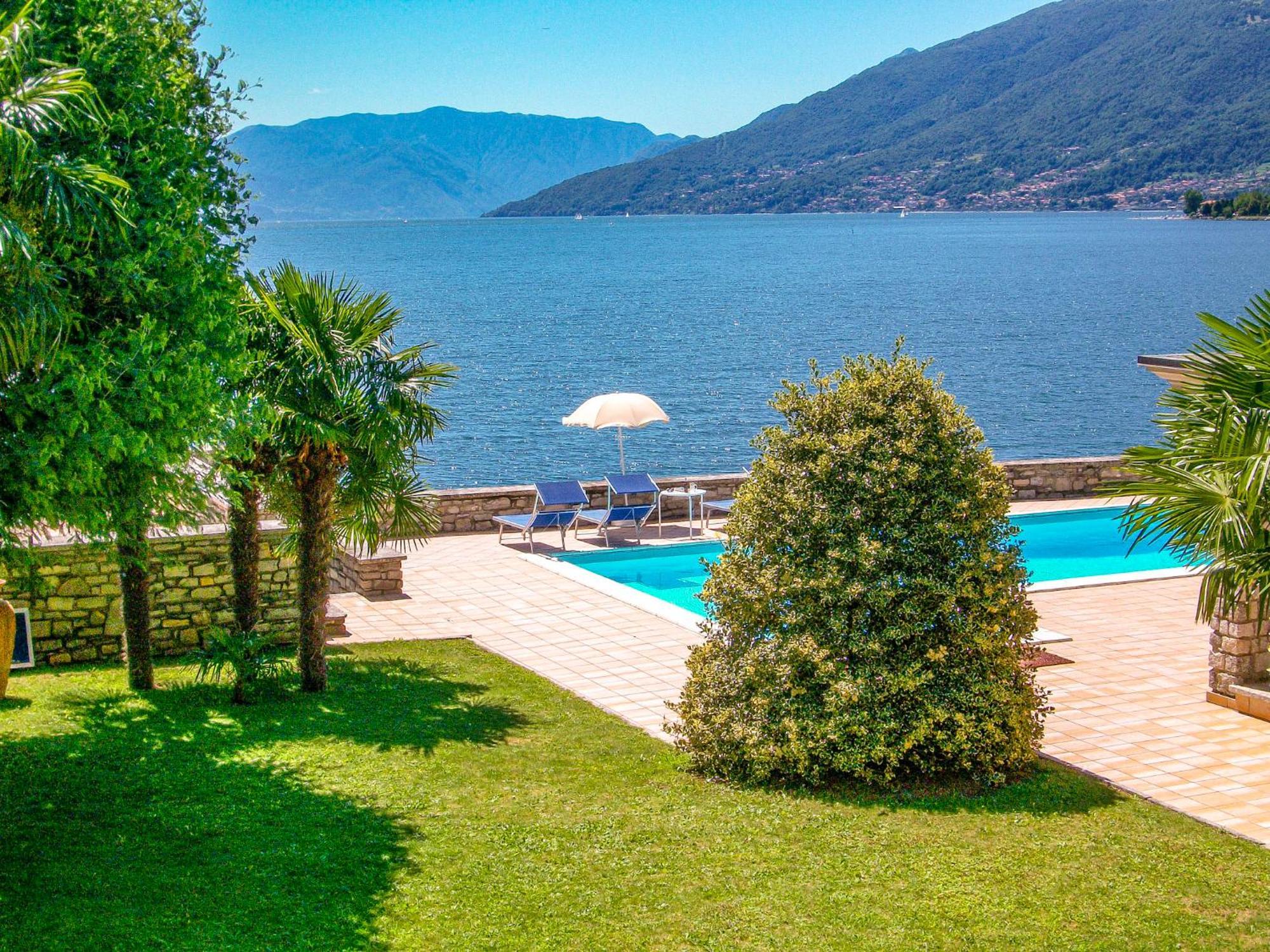 Palazzina Giardinolago Gravedona Rum bild